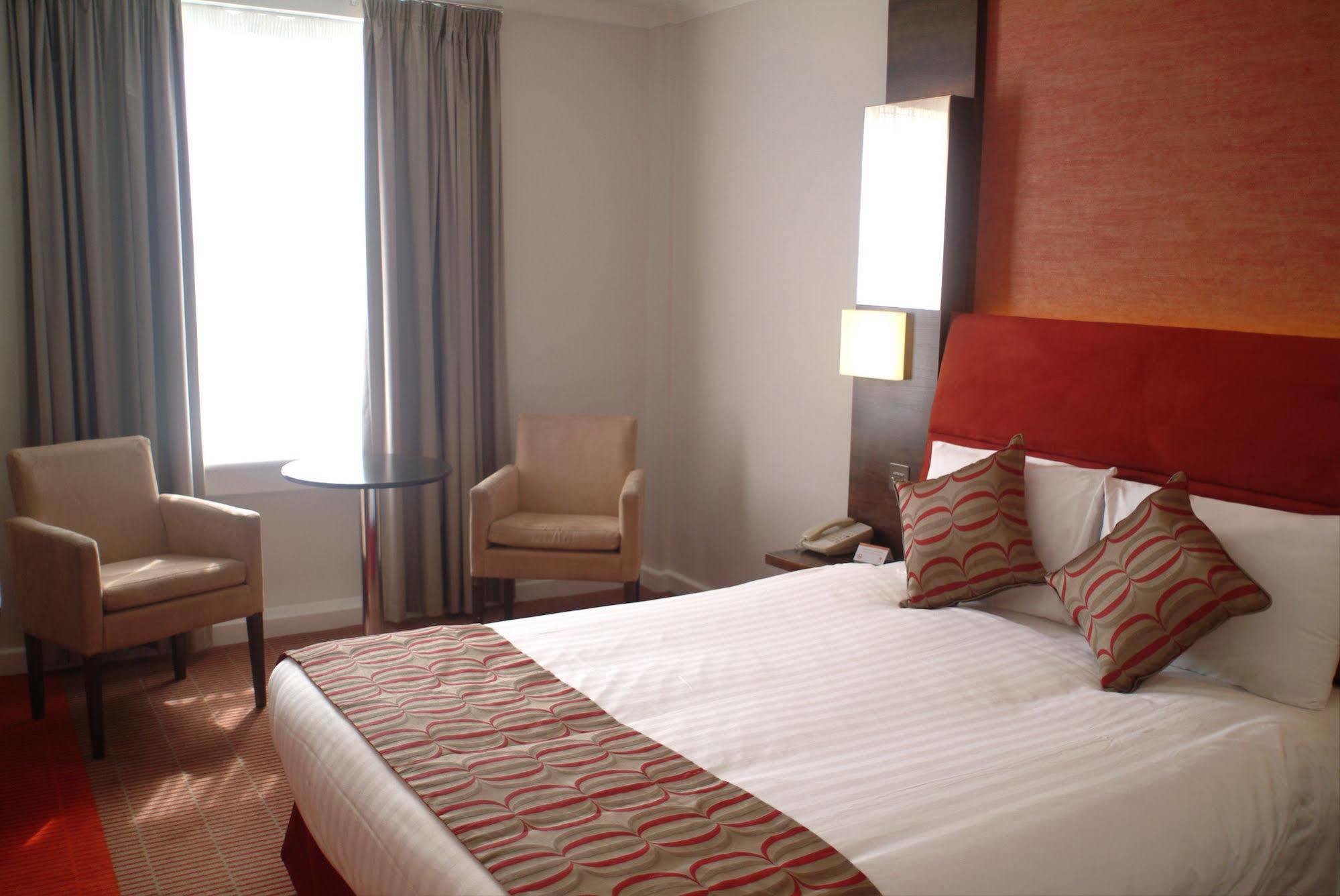 The Dragon Hotel Swansea Bagian luar foto