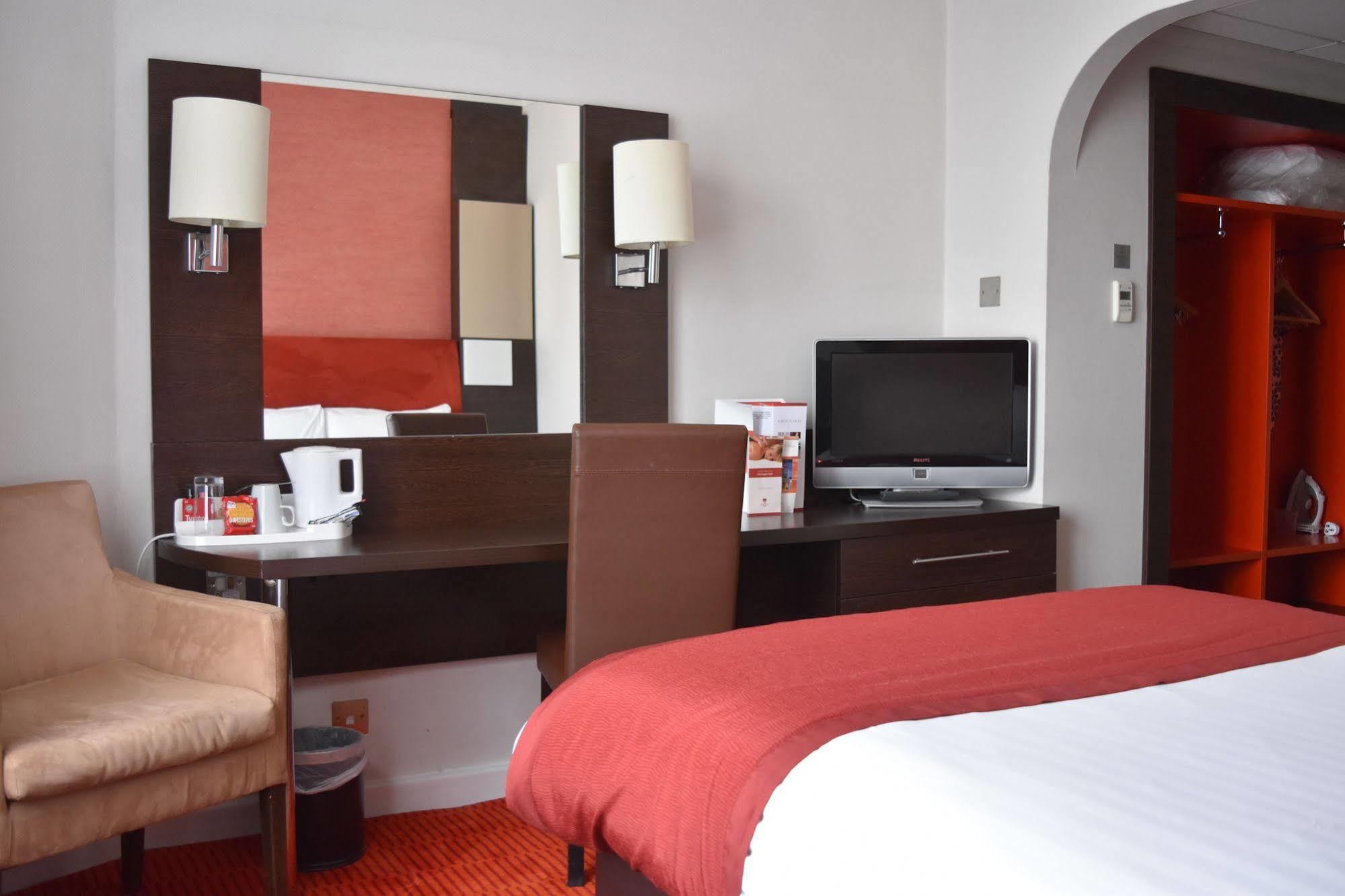 The Dragon Hotel Swansea Bagian luar foto